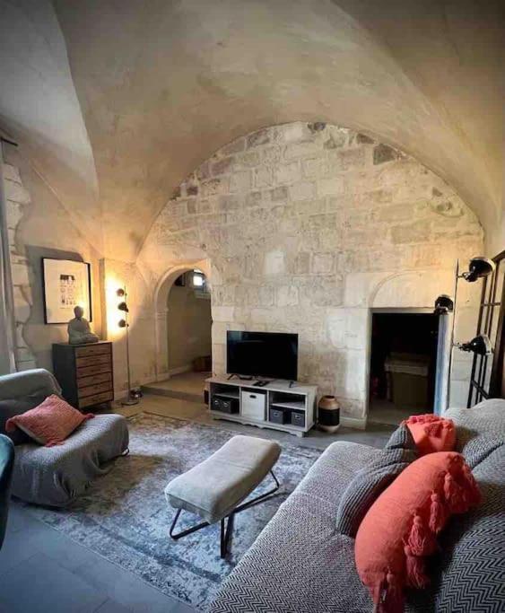 Au Pays De Gide Feutre Dans Un Chateau Apartment Lussan (Gard)