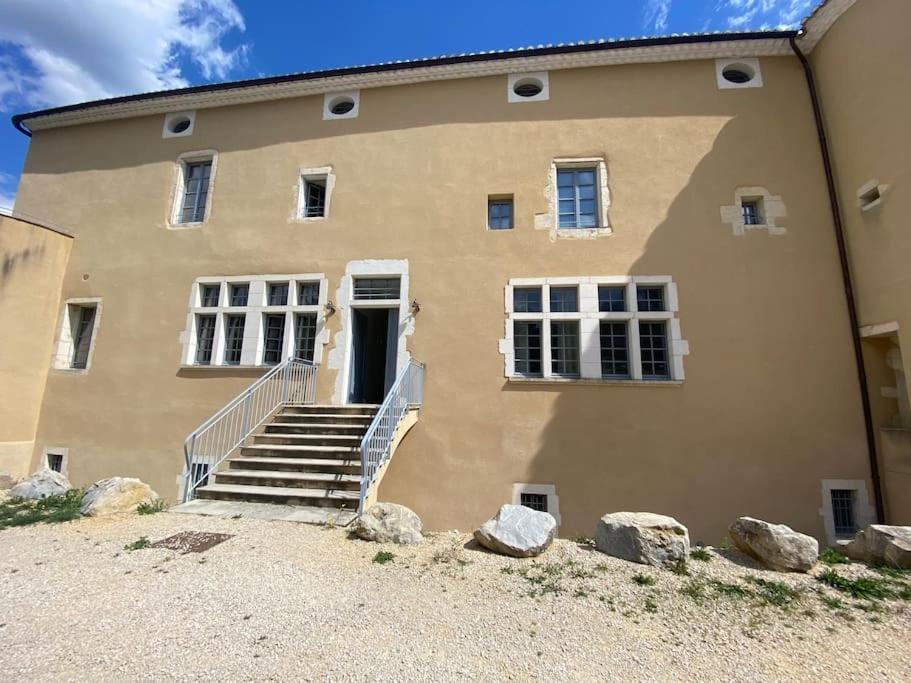 Au Pays De Gide Feutre Dans Un Chateau Lussan (Gard)