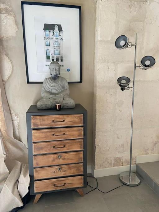 Apartment Au Pays De Gide Feutre Dans Un Chateau Lussan (Gard)